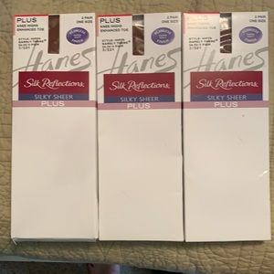 Bundle of 3 boxes knee-high stockings